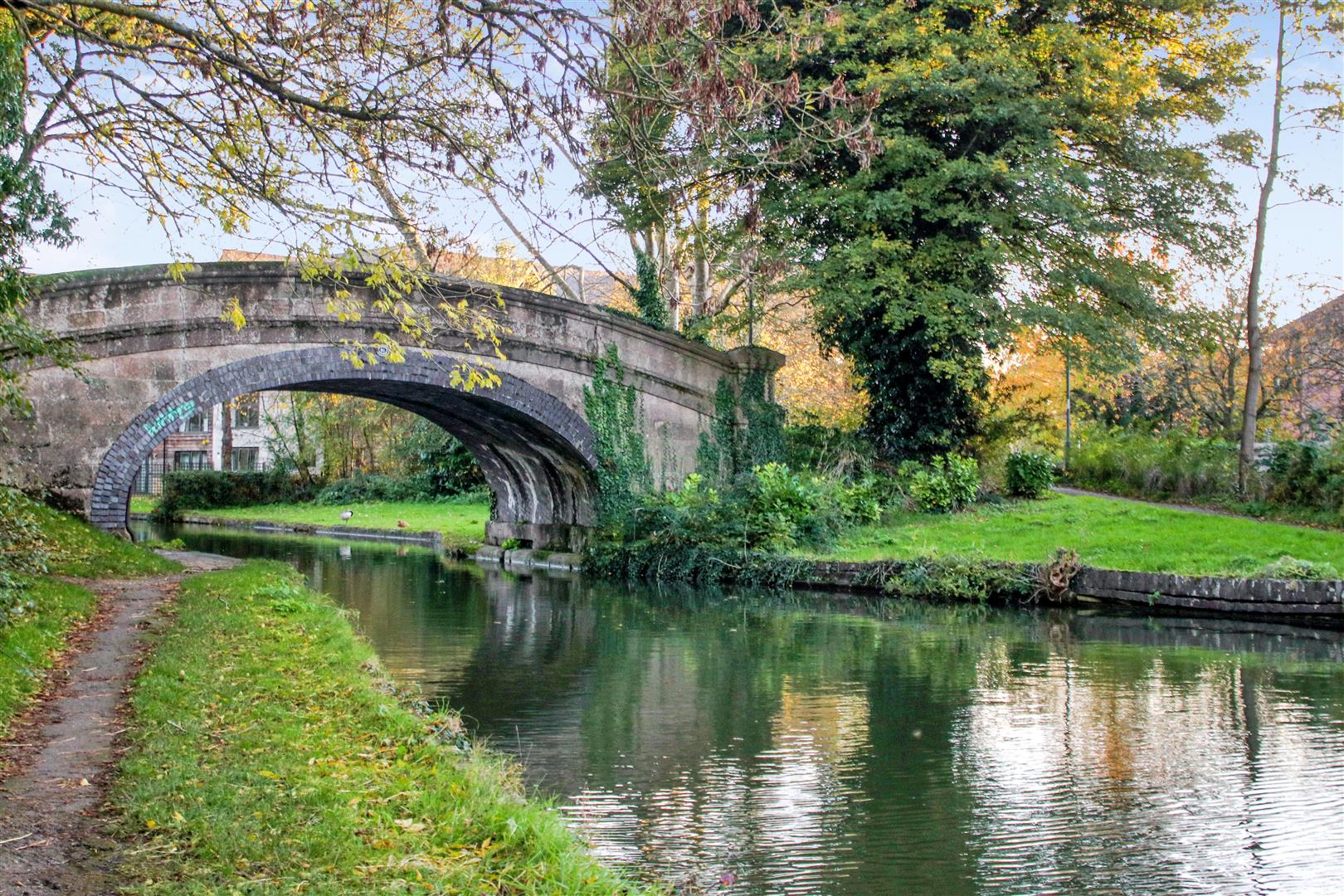 Woodley Headland, Peartree Bridge, Milton Keynes